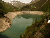 Le lac de retenue du barrage de la Gittaz
