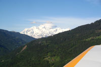 Le Mont-Blanc se pare d'un chapeau