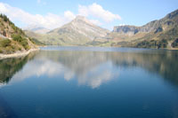 Lac de retenue du barrage de Roselend